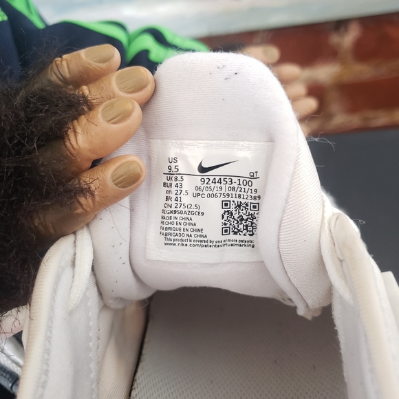 Nike Vapor Max Plus - Picture 10 of 11